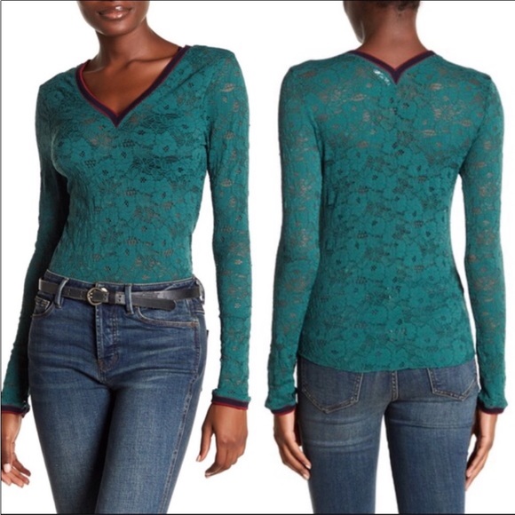 Free People green lace vneck stretch top XS - Picture 2 of 9